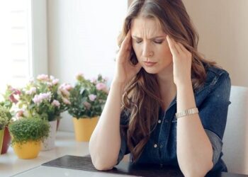 Migren Atakları İçin Üç Önleyici Adım: Baş Ağrısı İle Baş Etmek