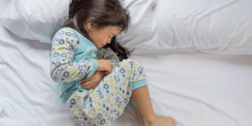 Çocuklarda Karın Ağrısı ‘Apandisit’ Sinyali Olabilir