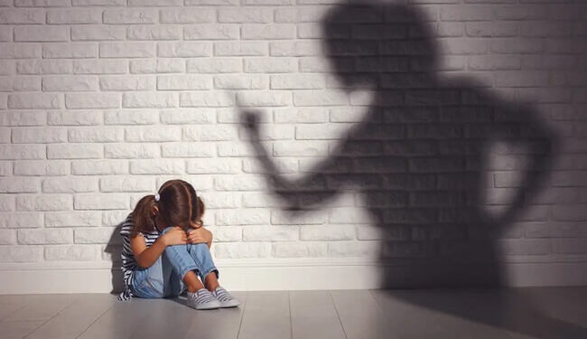 Toksik Ebeveynlik Çocukları Olumsuz Etkiliyor