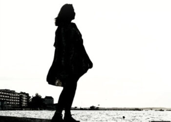 Her Şeye Veda Ederken Bulmak