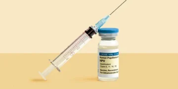 Erken Tanı Ve HPV Aşısı ile Geleceğinizi Koruyun