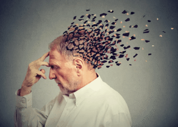 Unutkanlık mı, Alzheimer mı? Ne Zaman Endişelenmeli?